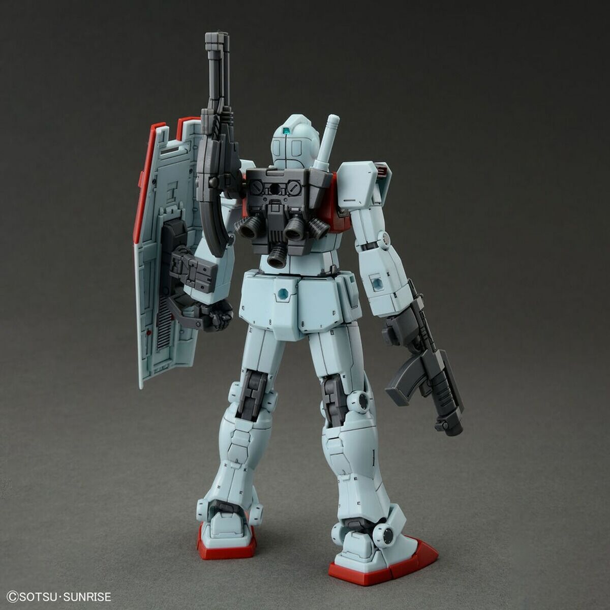 Actiefiguren Bandai RGM-79 GM-Topper Trend
