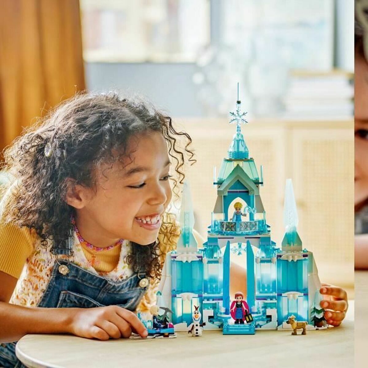 Bouwspel Lego Disney 43244 Frozen: Elsa's Ice Palace Multicolour 630 Onderdelen-Topper Trend