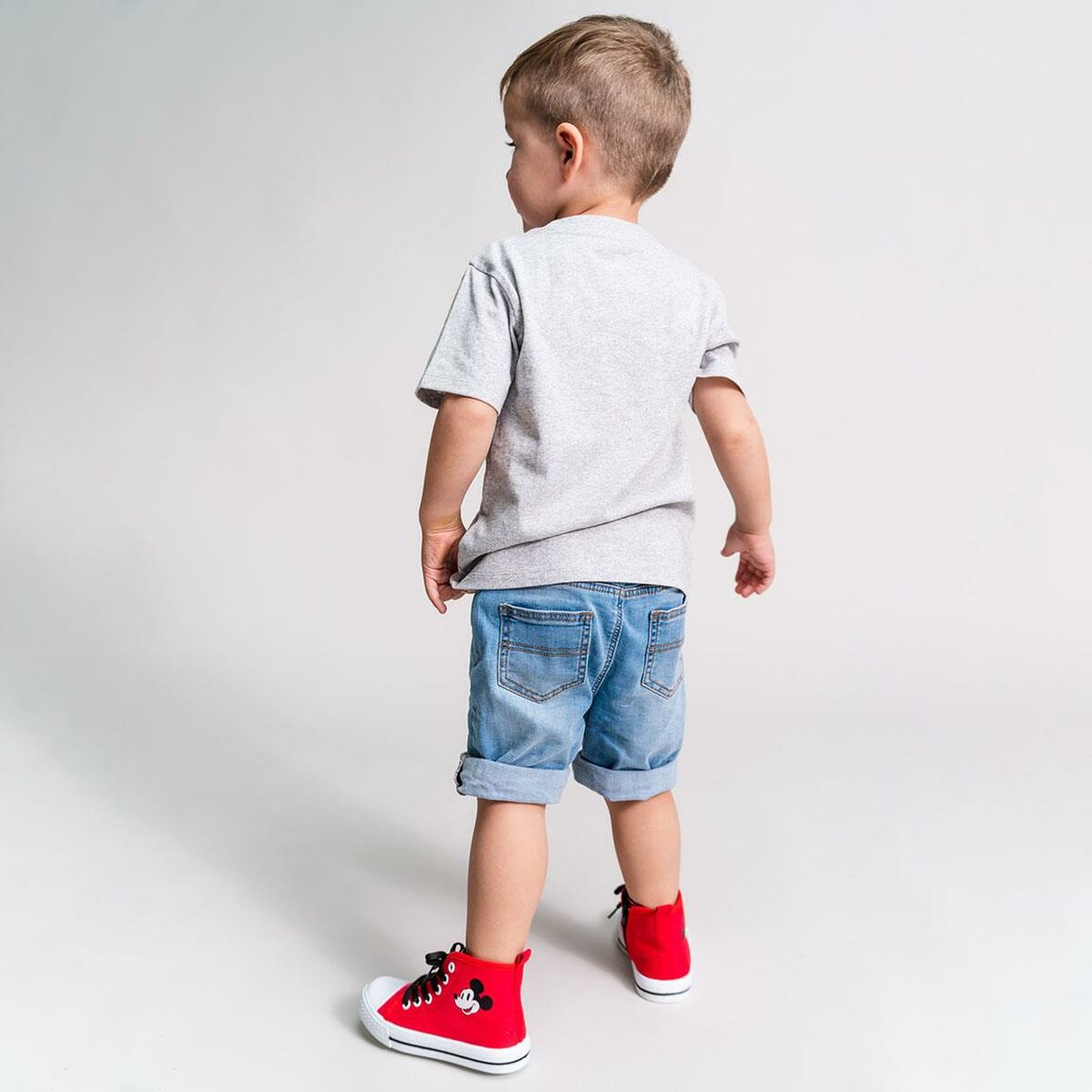 T-Shirt met Korte Mouwen voor kinderen Mickey Mouse Grijs 4 Jaar-Topper Trend